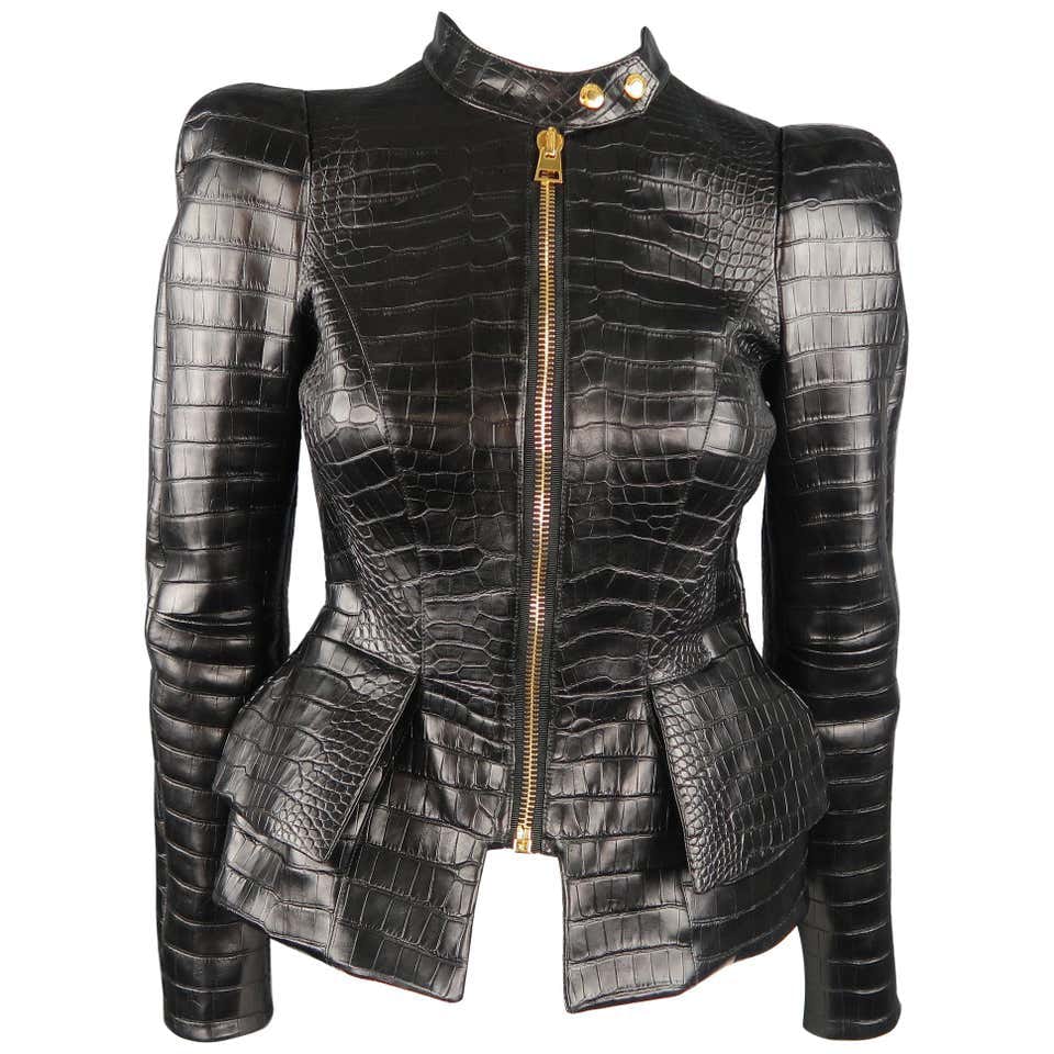 Chic Women's Leather Jacket – Elegant, Bold & Timeless